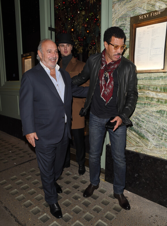 Lionel Ritchie et Philip Green ont dîné ensemble au restaurant "Sexy Fish" à Londres. Le 7 décembre 2015