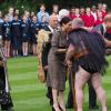 Le prince Harry, duc de Sussex, et Meghan Markle, duchesse de Sussex, enceinte assistent à une cérémonie de bienvenue traditionnelle sur les pelouses de la Government House à Wellington, en Nouvelle-Zélande le 28 octobre 2018.
