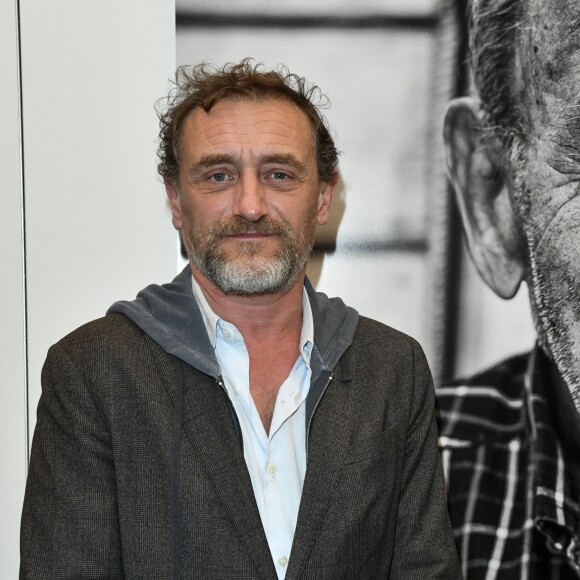 Exclusif - Jean-Paul Rouve - Nikos Aliagas lance son exposition "L'EPREUVE DU TEMPS - INSTANTS PHOTOGRAPHIQUES" et son livre "L'EPREUVE DU TEMPS" sur le toit de la grande Arche de la Défense à Paris, France, le 25 octobre 2018. © Pierre Perusseau/Bestimage