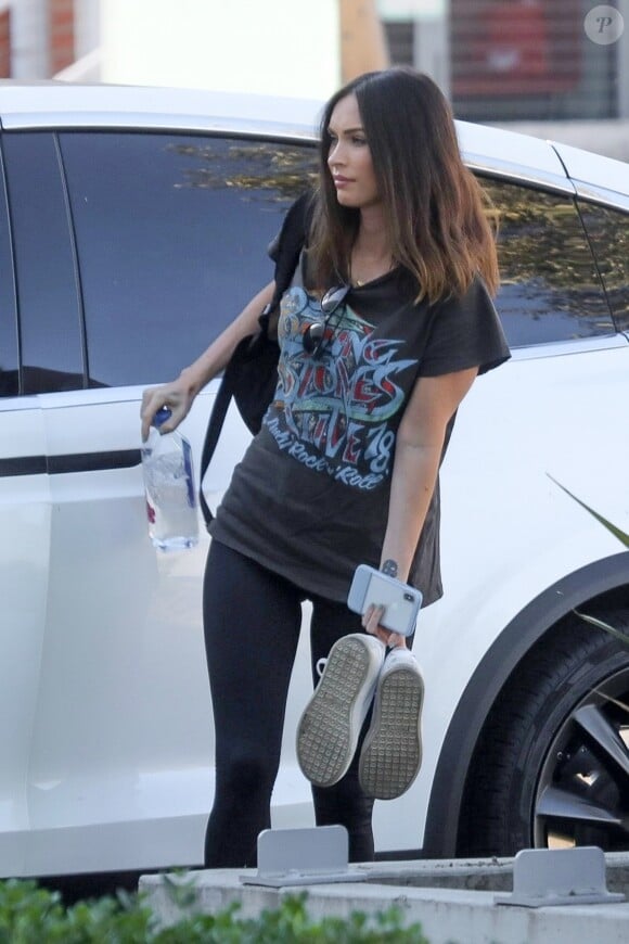 Exclusif - Megan Fox arrive en Tesla SUV aux studios Smashbox à Culver City, le 14 septembre 2018