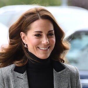 La duchesse Catherine de Cambridge (Kate Middleton) très svelte le 30 octobre 2018 à Basildon dans l'Essex pour soutenir Coach Core.