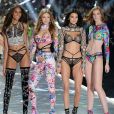 Cindy Bruna, Gigi Hadid, Kendall Jenner et Alexina Graham - Défilé Victoria's Secret à New York, le 8 novembre 2018