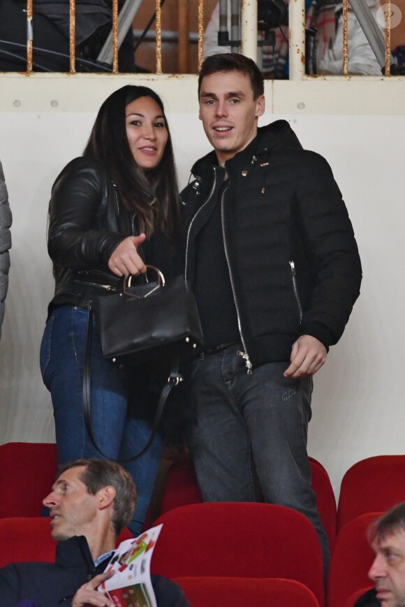Louis Ducruet et sa fiancée Marie Chevallier au stade Louis-II de Monaco pour le match entre l'AS Monaco et le Paris Saint-Germain (0-4) en clôture de la 13e journée du championnat de Ligue 1, le 11 novembre 2018. © Bruno Bebert/Bestimage