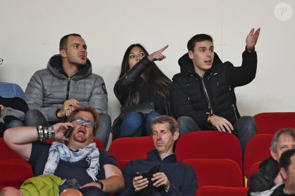 Louis Ducruet et sa fiancée Marie Chevallier au stade Louis-II de Monaco pour le match entre l'AS Monaco et le Paris Saint-Germain (0-4) en clôture de la 13e journée du championnat de Ligue 1, le 11 novembre 2018. © Bruno Bebert/Bestimage
