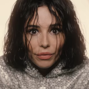 Cheryl dans le clip de sa nouvelle chanson "Love Made Me Do It" sorti en novembre 2018