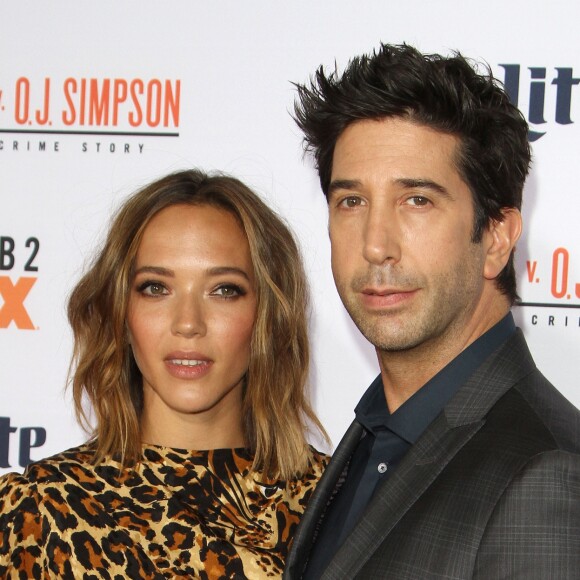 David Schwimmer et sa femme Zoe Buckman - Première du film "The People v. O.J. Simpson : American Crime Story" à Los Angeles. Le 27 janvier 2016.
