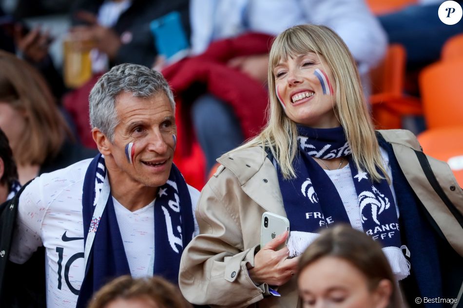 Nagui et sa femme Mélanie Page lors du match de coupe du monde opposant la France au Pérou au stade Ekaterinburg à Yekaterinburg, Russie, le 21 juin 2018. La France a gagné 1-0. © Cyril Moreau/Bestimage