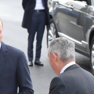 Le prince William et la duchesse Catherine de Cambridge arrivant pour l'inauguration du nouveau centre de technologie des composites de McLaren Automotive à Rotherham, le 14 novembre 2018.