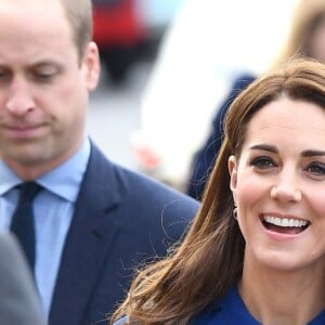 Le prince William et la duchesse Catherine de Cambridge arrivant pour l'inauguration du nouveau centre de technologie des composites de McLaren Automotive à Rotherham, le 14 novembre 2018.