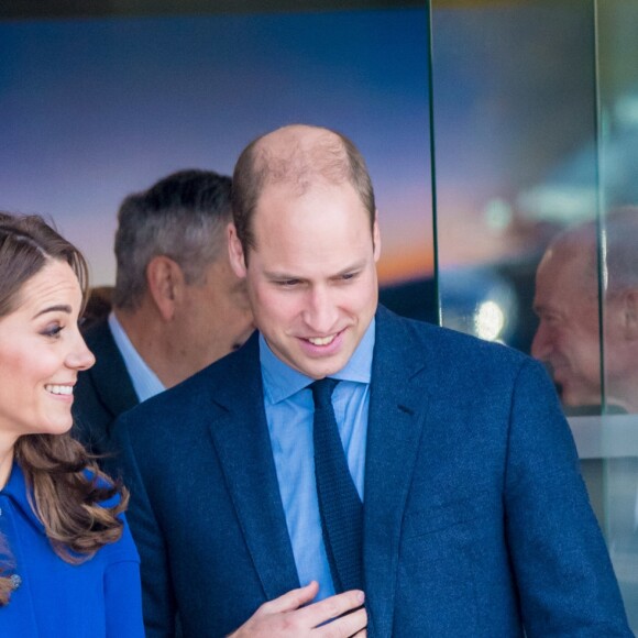 La duchesse Catherine de Cambridge et le prince William au nouveau centre de technologie des composites de McLaren Automotive à Rotherham, le 14 novembre 2018. 