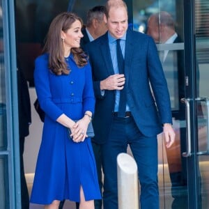 La duchesse Catherine de Cambridge et le prince William au nouveau centre de technologie des composites de McLaren Automotive à Rotherham, le 14 novembre 2018. 