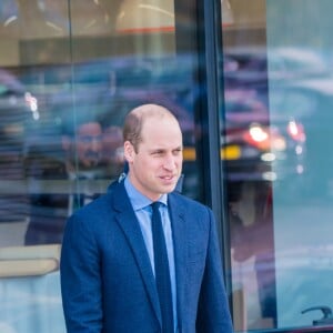 La duchesse Catherine de Cambridge et le prince William au nouveau centre de technologie des composites de McLaren Automotive à Rotherham, le 14 novembre 2018. 