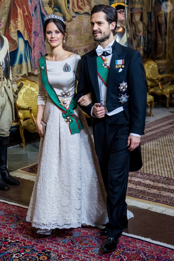 La princesse Sofia et le prince Carl Philip de Suède lors du dîner officiel donné au palais Drottningholm à Stockholm le 13 novembre 2018 pour la visite officielle du président italien Sergio Mattarella et sa fille Laura.