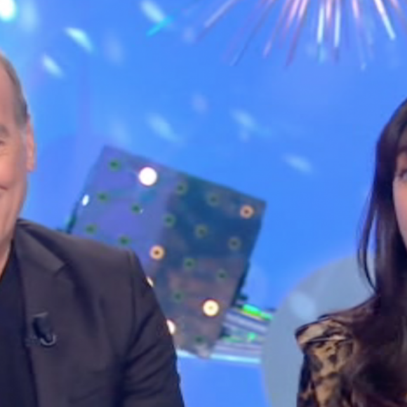 Samedi 17 novembre 2018, plus d'un après la polémique quant à son geste envers Nolwenn Leroy jugé sexiste et déplacé, Laurent Baffie débarque sur le plateau de "Salut les terriens !" (C8) en kilt !