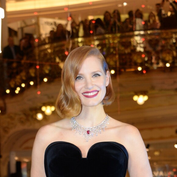 Jessica Chastain - Inauguration du sapin de Noël des Galeries Lafayette à Paris le 7 novembre 2018. © Veeren/Bestimage