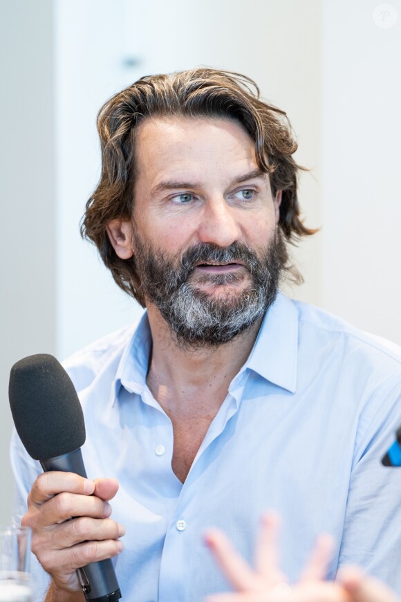 Frédéric Beigbeder lors d'une interview au salon du livre à Francfort, Allemagne le 10 octobre 2018.