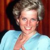 Lady Diana et sa bague de fiançailles lors d'un voyage a Cameroun en 1990.