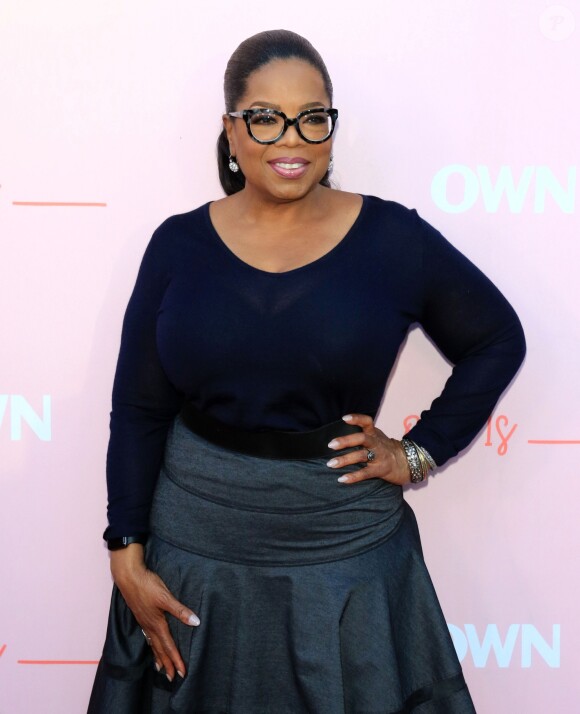 Oprah Winfrey lors du photocall de la première de "Love is" à Hollywood le 11 juin 2018.