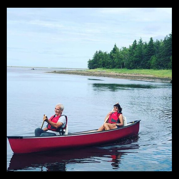 Estelle Denis Denis et Raymond Domenech font du canoë en Nouvelle-Ecosse - Instagram, 16 novembre 2018