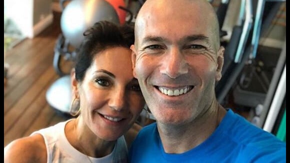 Zinédine Zidane en mode détente et pantoufles avec sa femme Véronique