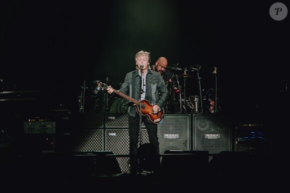 Paul McCartney en concert à la Paris La Défense Arena à Nanterre, le 28 novembre 2018. © Alexandre Fumeron/Bestimage