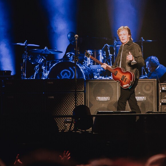 Paul McCartney en concert à la Paris La Défense Arena à Nanterre, le 28 novembre 2018. © Alexandre Fumeron/Bestimage
