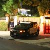 Exclusif - La police de Los Angeles arrive en nombre au domicile de Rihanna pour un cambriolage en cours. le 25 septembre 2018.