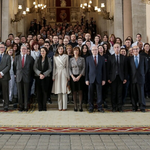 La reine Letizia d'Espagne assistait au 40e anniversaire de l'Institut national de l'emploi à Madrid le 28 novembre 2018.