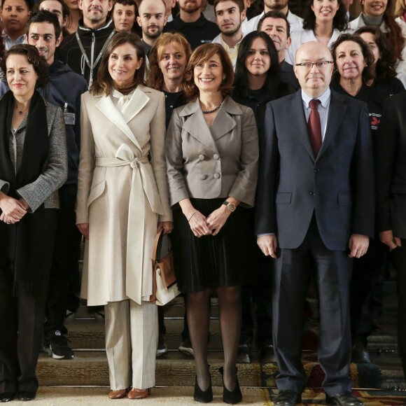 La reine Letizia d'Espagne assistait au 40e anniversaire de l'Institut national de l'emploi à Madrid le 28 novembre 2018.