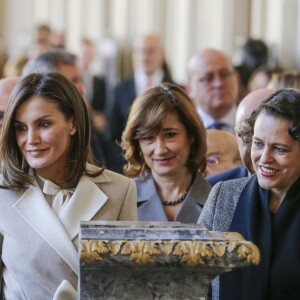 La reine Letizia d'Espagne assistait au 40e anniversaire de l'Institut national de l'emploi à Madrid le 28 novembre 2018.