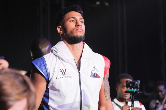 Tony Yoka remporte son cinquième combat pro face à David Allen. La conquête acte 5 au palais des sports de Paris, Tony a battu David Allen par arrêt de l'arbitre à la dixième reprise, lors de son cinquième combat pro, samedi soir à Paris le 23 juin 2018 © Veeren-CVS/Bestimage