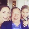 George H.W. Bush entouré de ses petites-filles Jenna et Barbara Bush, photo publiée sur Instagram par Jenna après la mort de l'ancien 41e président des Etats-Unis, le 30 novembre 2018 à 94 ans.