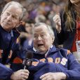  George W. Bush et son père H.W. Bush le 29 octobre 2017 au Maid Park à Houston lors du match 5 des MLB World Series (base-ball). L'ancien président des Etats-Unis est mort à l'âge de 94 ans le 30 novembre 2018. 