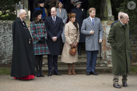 Kate Middleton, duchesse de Cambridge, et Meghan Markle étaient réunies pour la première fois en public le 25 décembre 2017, avec le prince William et le prince Harry au sein de la famille royale britannique, lors de la messe de Noël à Sandringham.
