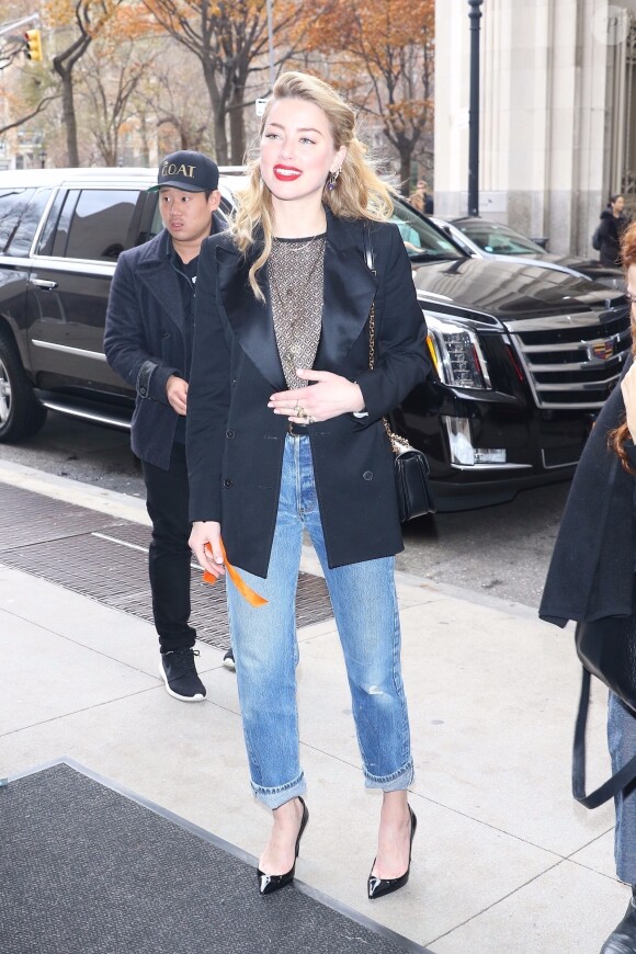 Amber Heard est allée déjeuner après avoir fait la promotion de son nouveau film Aquaman à New York, le 3 décembre 2018.