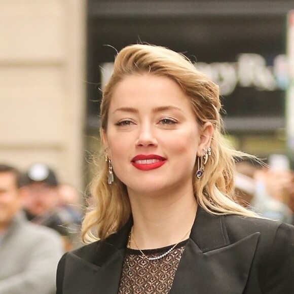 Amber Heard aux studios AOL Build pour faire la promotion du film Aquaman à New York, le 3 décembre 2018.