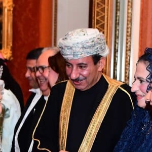 La reine Elisabeth II d'Angleterre - La famille royale d'Angleterre accueille les invités lors d'une réception pour les membres du corps diplomatique au palais de Buckingham à Londres le 4 décembre 2018.