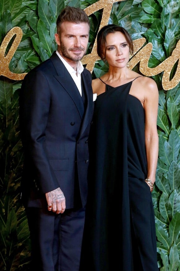 David Beckham et Victoria Beckham assistent aux Fashion Awards 2018 au Royal Albert Hall à Londres, le 10 décembre 2018.