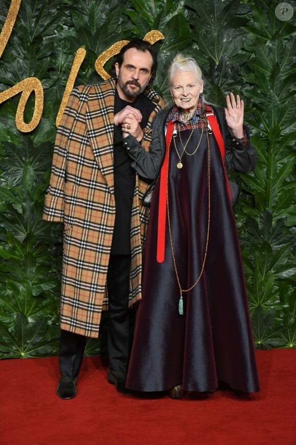Andreas Kronthaeler et Vivienne Westwood assistent aux Fashion Awards 2018 au Royal Albert Hall à Londres, le 10 décembre 2018.