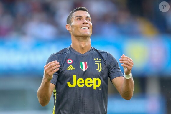 Cristiano Ronaldo lors de son premier match de la saison avec le maillot de la Juventus au Stade Marcantonio-Bentegodi à Vérone le 18 août 2018.