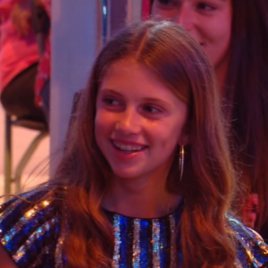 Charlie, la fille de Sophie Thalmann, sur le plateau de l'émission de Patrick Sébastien "Les Années Bonheur" diffusée le 15 décembre 2018 sur France 2.