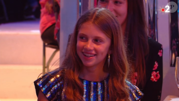 Charlie, la fille de Sophie Thalmann, sur le plateau de l'émission de Patrick Sébastien "Les Années Bonheur" diffusée le 15 décembre 2018 sur France 2.