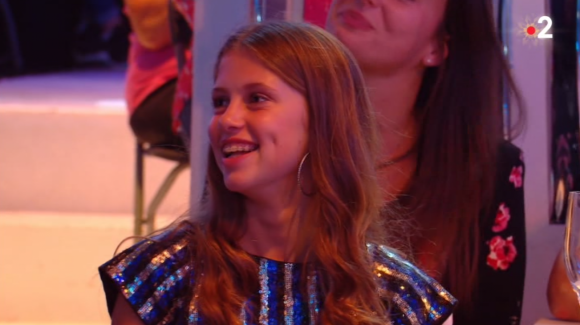 Charlie, la fille de Sophie Thalmann, sur le plateau de l'émission de Patrick Sébastien "Les Années Bonheur" diffusée le 15 décembre 2018 sur France 2.