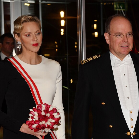 La princesse Charlene et le prince Albert II de Monaco durant la soirée de gala au Grimaldi Forum le 19 novembre 2018 dans le cadre de la Fête Nationale Monégasque 2018. © Bruno Bebert / PRM / Bestimage