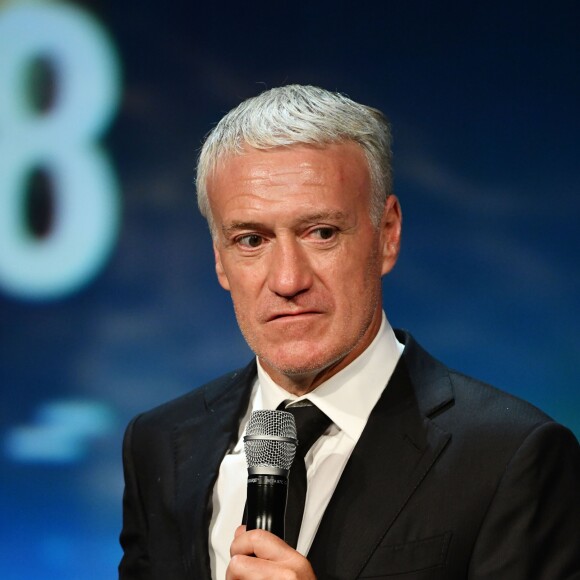 Le prince Albert II de Monaco a remis Le Prix de la Légende à Didier Deschamps, sélectionneur et ancien joueur de l'équipe de France de football, durant la soirée des Sportel Awards 2018 au Grimaldi Forum à Monaco le 23 octobre 2018. Les Sportel Awards sont une compétition internationale visant à récompenser les plus belles images de sport de l'année dans le cadre du Sportel qui est un salon international du sport et des médias qui se déroule sur 3 jours en Principauté. © Bruno Bebert/Bestimage  The 2018 Sportel Awards at the Grimaldi Forum in Monaco on 23 October 2018. The Sportel Awards are an international competition to reward the most beautiful sports images of the year as part of Sportel, an international sport and media fair. which takes place over 3 days in the Principality.23/10/2018 - 