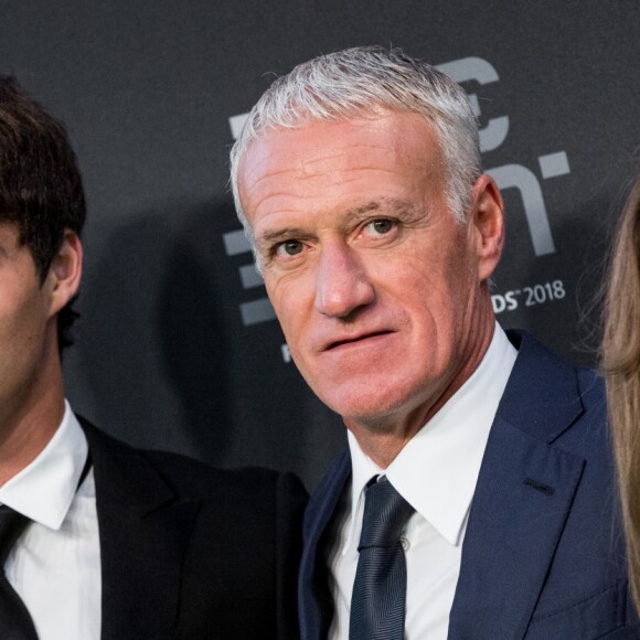 Didier Deschamps, sa femme Claude et leur fils Dylan - Les célébrités arrivent à la cérémonie des Trophées Fifa 2018 au Royal Festival Hall à Londres, Royaume Uni, le 25 septembre 2018. © Cyril Moreau/Bestimage  Celebs arriving at the Best FIFA Football Awards at Royal Festival Hall in London, UK on September 24, 2018.24/09/2018 - Londres