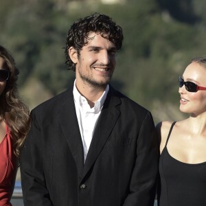 Lily Rose Depp, Laetitia Casta, Louis Garrel au photocall de "L'homme Fidèle" au 66ème Festival du Film de Saint-Sébastien, le 22 septembre 2018