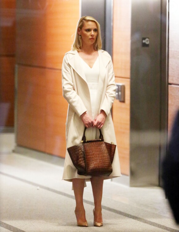Exclusif - Katherine Heigl sur le tournage de la série Suits à Toronto le 29 avril 2018.