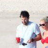 Exclusif - Katherine Heigl saute de joie et s'amuse sur la plage avec son mari Josh Kelley et ses enfants Nancy, Adalaide et Joshua à Puerta Vallarta au Mexique, le 5 mars 2018