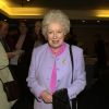 June Whitfield à Londres le 14 mars 2001.